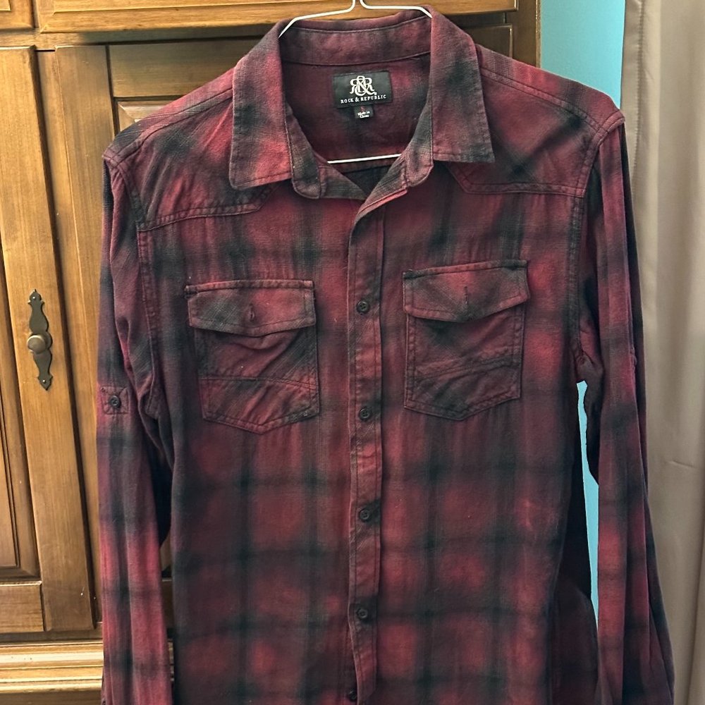 Men’s/ teens Rock and Roll Republic shirt black & red.